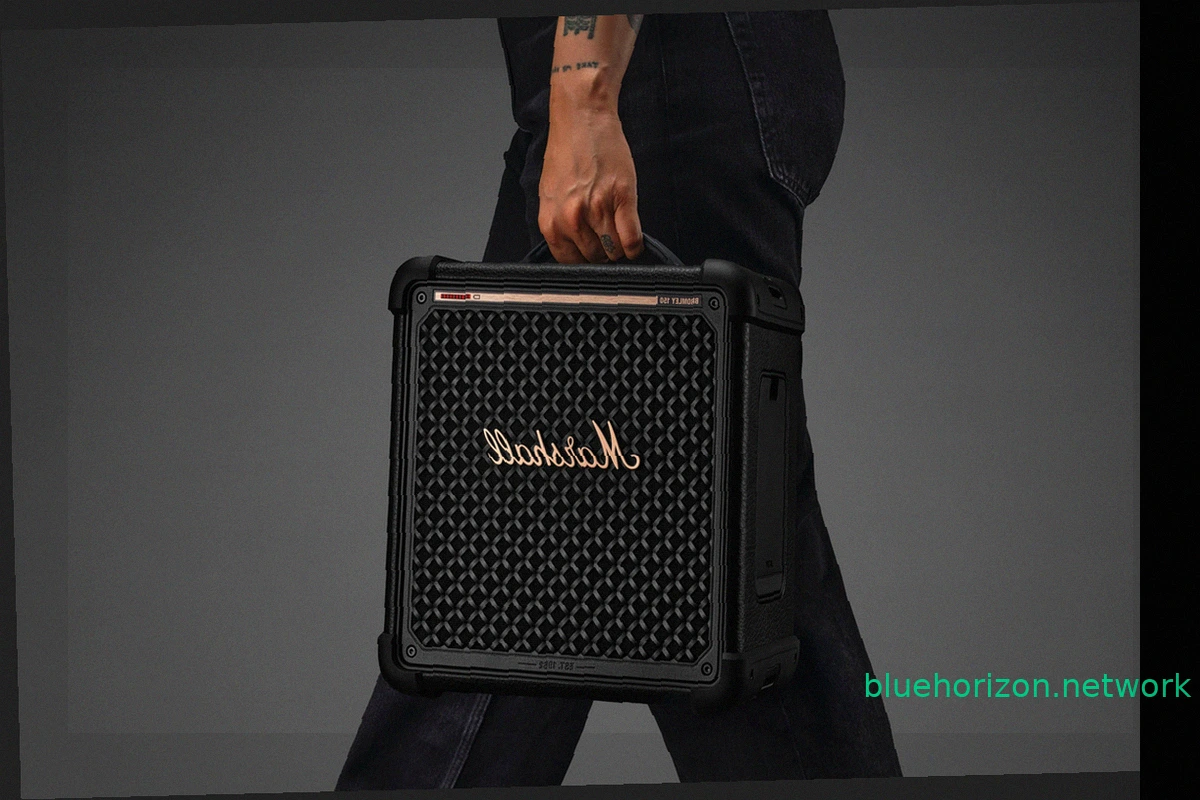 Marshall Bromley 150: Compact Speaker with Lights and Karaoke Features