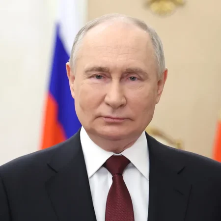 President Putin Extends Congratulations to ‘Expert’ Magazine on 30th Anniversary