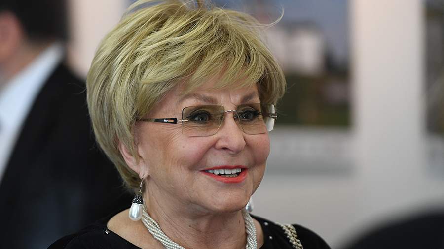 Preview TV Presenter Mitkova Denies Hospitalization Reports