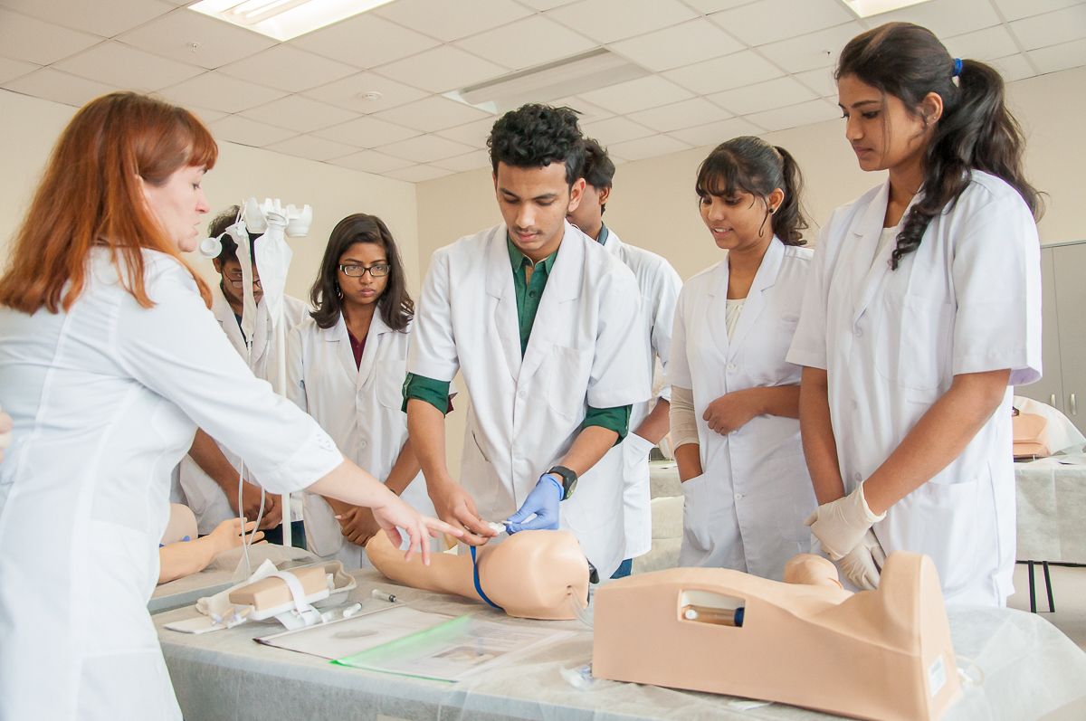 Preview Russian Senator Proposes Tuition Compensation for Working Medical Students