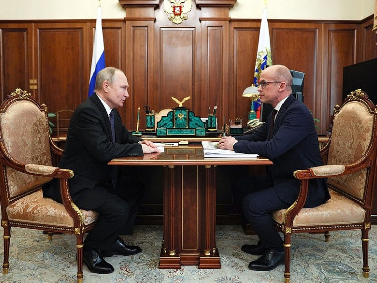 Preview Udmurtia Governor Alexander Brechalov Reports Unfinished Federal Highway R-243 Repairs to President Putin