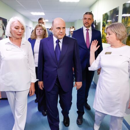 Премьер-министр Мишустин посетил Забайкальский краевой перинатальный центр