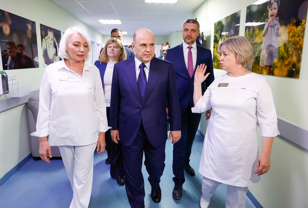 Preview Премьер-министр Мишустин посетил Забайкальский краевой перинатальный центр