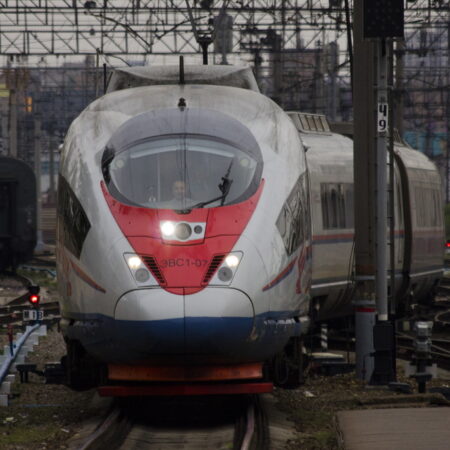 Additional Train Services Boosted Between Moscow and St. Petersburg
