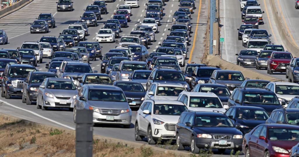 Preview Significant Traffic Congestion Reported at Crimean Bridge