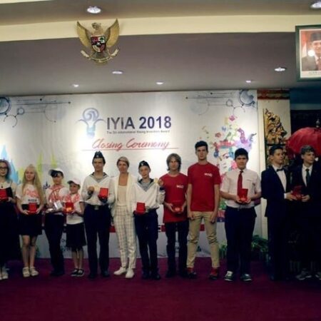 Russian Schoolchildren to Participate in International Young Inventors Exhibition in Japan