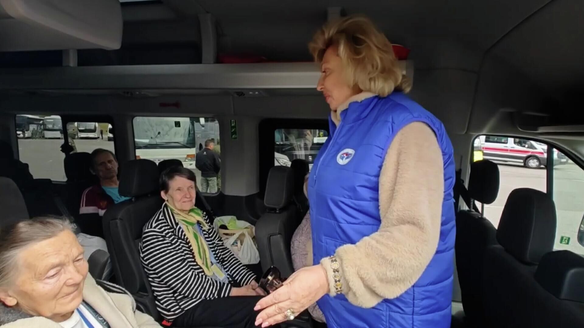 Preview Появились кадры с жителями Курской области, возвращенными с Украины