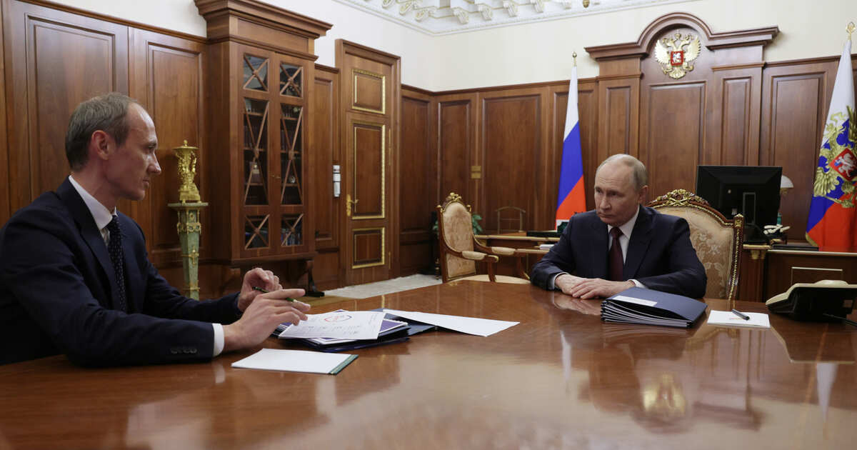 Preview Putin Discusses Digital Services and Anti-Fraud Measures with Grigorenko