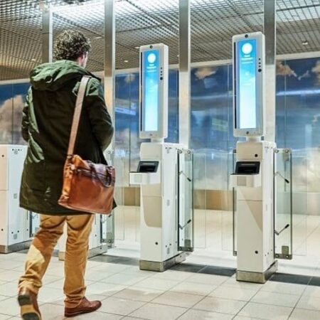 Biometric Train Boarding to Be an Additional Option in Russia, Passport Still Mandatory