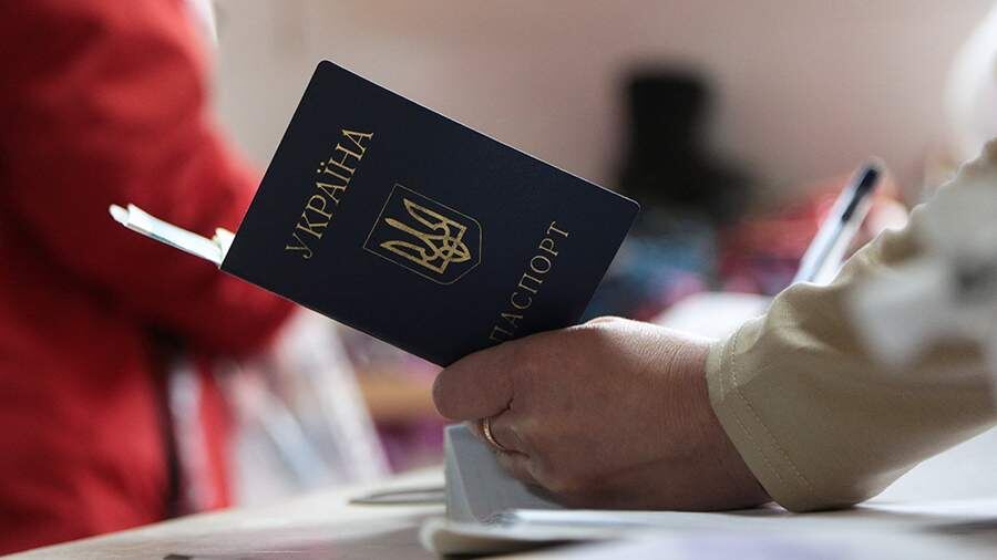 Preview Over 16,000 Ukrainian Citizens Entered Russia in 2025