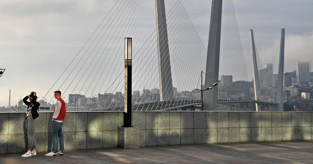 Preview Политолог Марк Лоу: переезд из Австралии во Владивосток стоил того