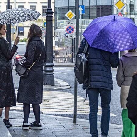 Forecaster Warns of Abrupt 15-Degree Cold Snap in Central Russia