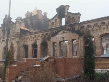 Восстановление исторического облика разрушенных зданий в Курской области