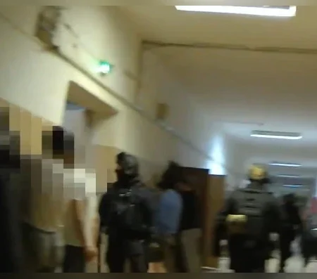 Росгвардия: более 70 мигрантов задержаны в хостелах Москвы