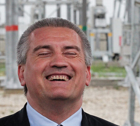 Aksyonov: Fuel Supply Proposals for Crimea to Be Submitted to President This Week