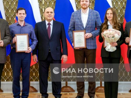 Mishustin Presents Government Awards for Achievements in Education
