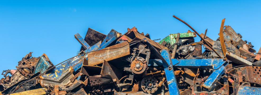 Preview Russian Military Collected 300 Tons of Scrap Metal on Novaya Zemlya