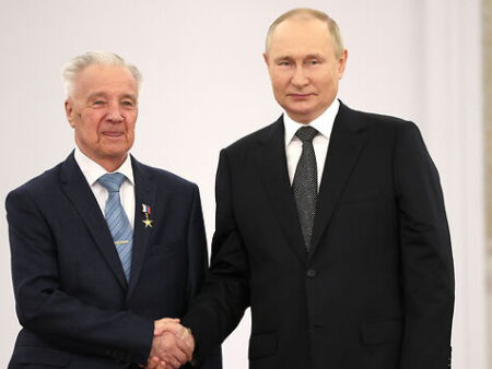 Разработчик ядерных боеприпасов, Герой Труда Юрий Бармаков умер в 93 года