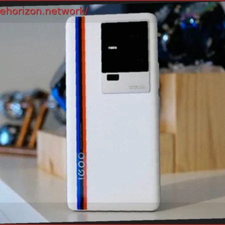 The Next Generation: 185Hz Smartphones Emerge, Bypassing the US Market Yet Again