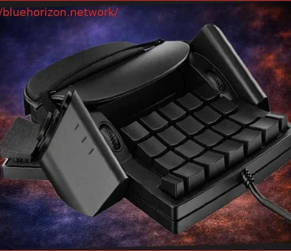 Disabled Gamer Creates a One-Handed Mouse + Keyboard Combo and is Nominated for an Award