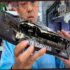 GeForce RTX 4070 SUPER Survives Girlfriend’s Hammering